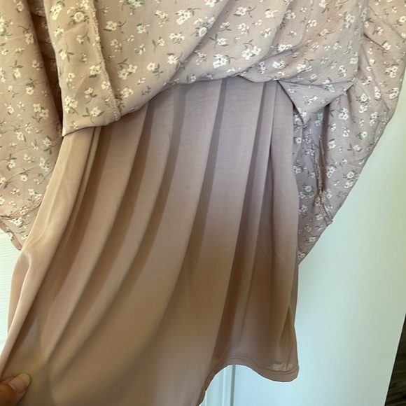 Cute and bump friendly!! pink floral size medium SF - Picture 7 of 7